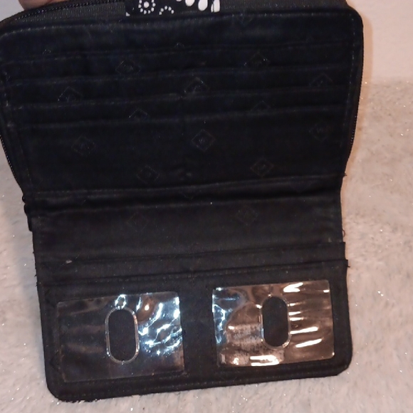 Vera Bradley Black and Cream Floral Wallet - Picture 8 of 13